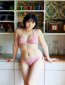《中岛爱里》