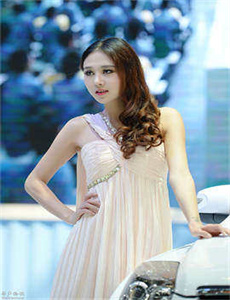 《叽哩咕与女巫》