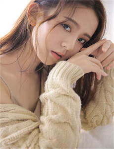 《上山奈奈》